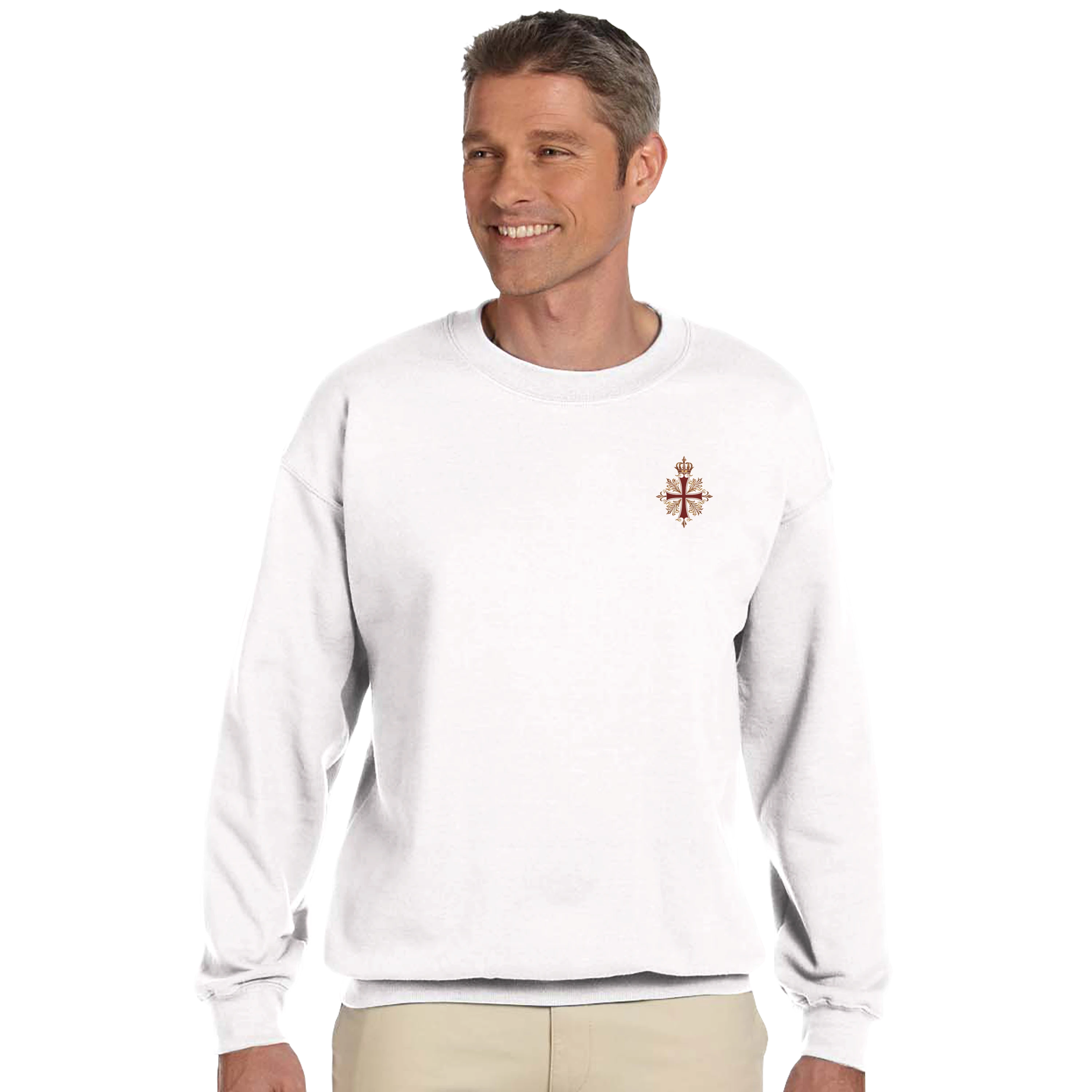 Sudadera blanca con cruz coronada, diseño inspirado en el legado español